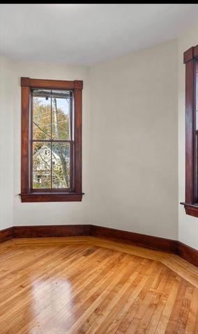 118 Elm St 2, Marlborough, MA 01752