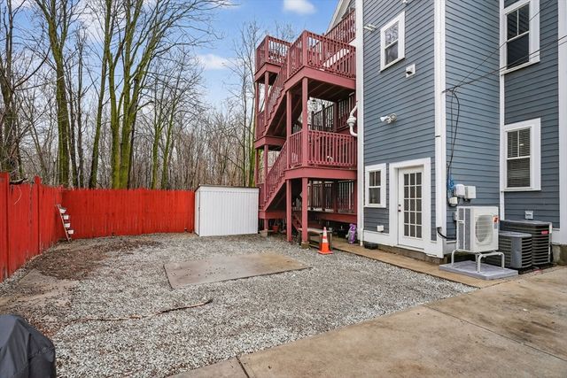 51 Vale St. 1, Boston, MA 02119