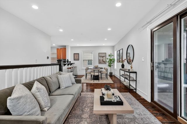 51 Vale St. 1, Boston, MA 02119