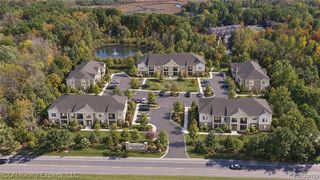 5743 Cooley Lake Rd, Waterford, MI 48327