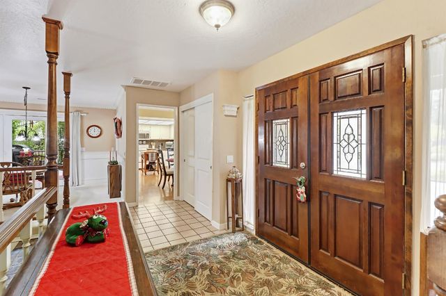 120 River Ridge Way, Folsom, CA 95630