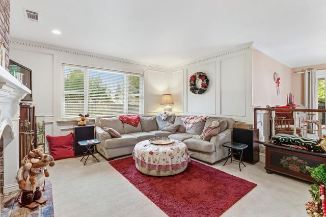 120 River Ridge Way, Folsom, CA 95630