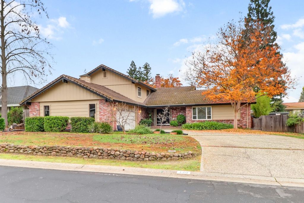 120 River Ridge Way, Folsom, CA 95630