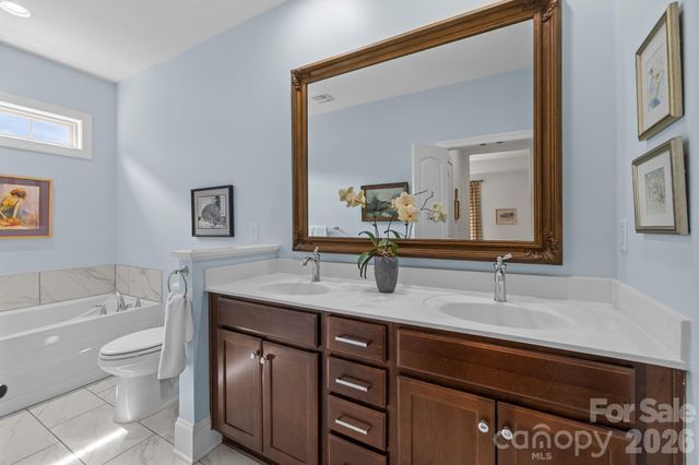 5235 Courtyard Lane, Belmont, NC 28012