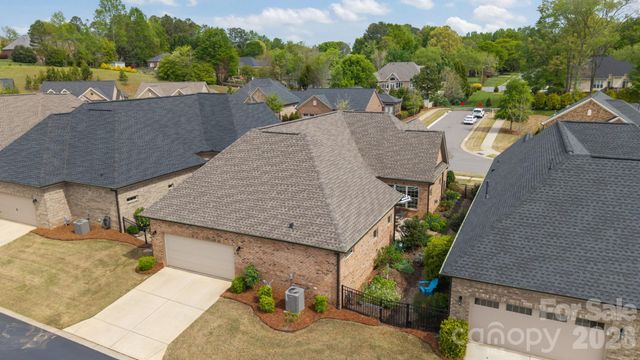 5235 Courtyard Lane, Belmont, NC 28012