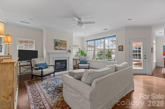 5235 Courtyard Lane, Belmont, NC 28012