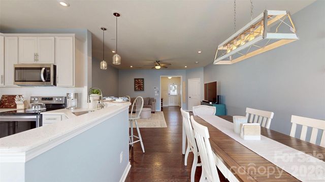 827 Canoe Song Road, Fort Mill, SC 29708