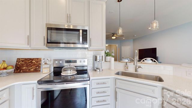 827 Canoe Song Road, Fort Mill, SC 29708