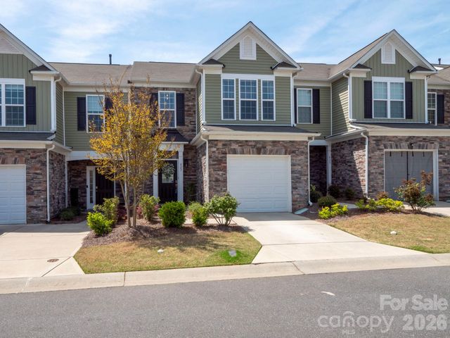 827 Canoe Song Road, Fort Mill, SC 29708