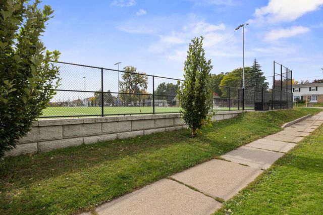 2029 Conway Street, Saint Paul, MN 55119