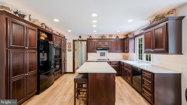 4841 LOWER MOUNTAIN ROAD, New Hope, PA 18938