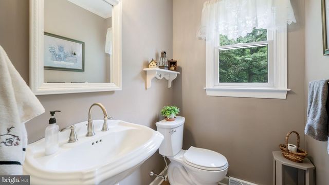 4841 LOWER MOUNTAIN ROAD, New Hope, PA 18938