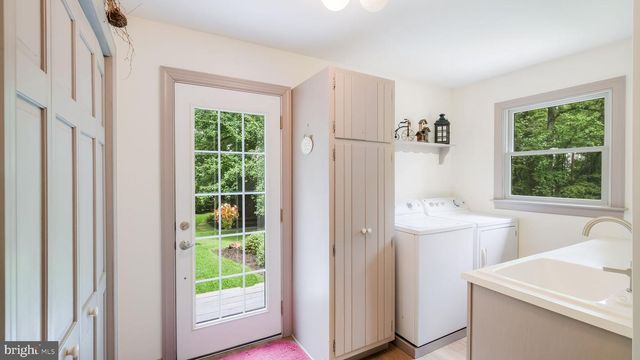 4841 LOWER MOUNTAIN ROAD, New Hope, PA 18938