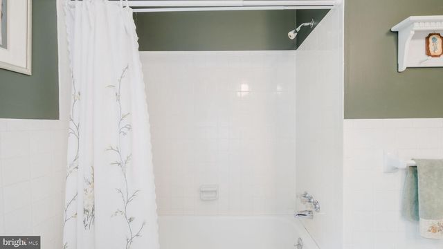 4841 LOWER MOUNTAIN ROAD, New Hope, PA 18938
