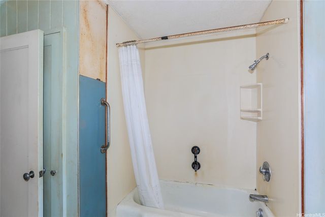 970 Valley View Drive, Honolulu, HI 96819