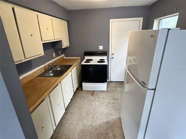 402 TERRY STREET, Wildwood, FL 34785