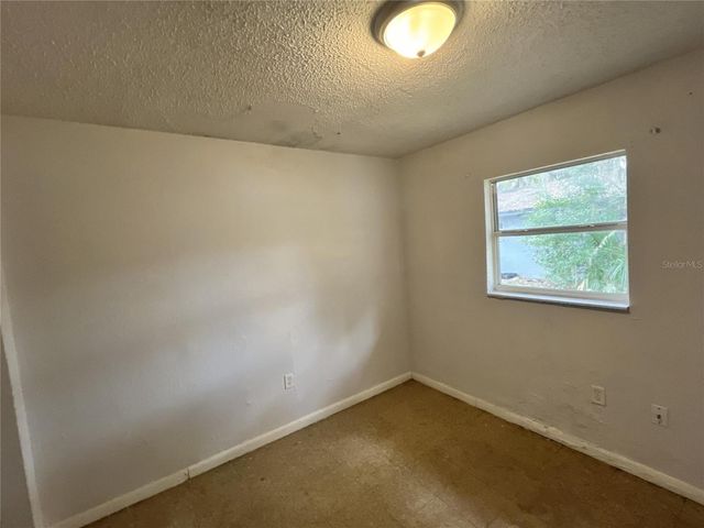 402 TERRY STREET, Wildwood, FL 34785