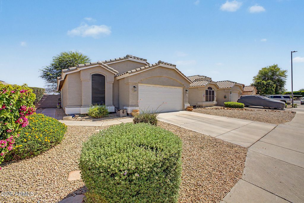15215 W EUREKA Trail, Surprise, AZ 85374 — photo 3