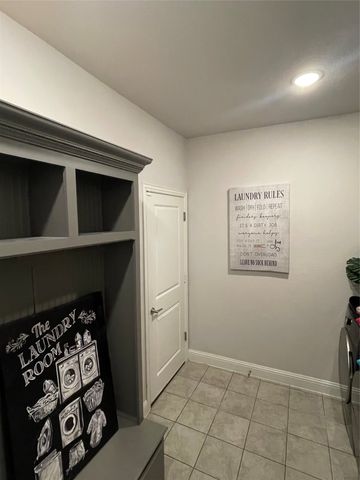 2403 Melrose Drive, Mansfield, TX 76084
