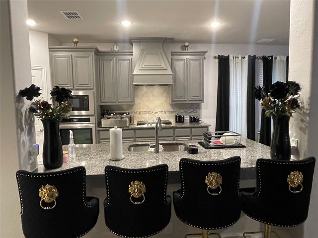 2403 Melrose Drive, Mansfield, TX 76084