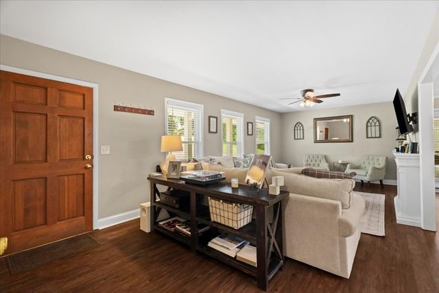 1303 Sherwood Drive, Dalton, GA 30720