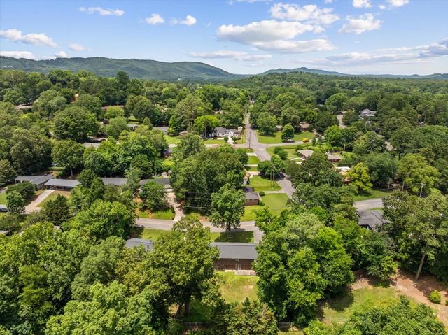 1303 Sherwood Drive, Dalton, GA 30720