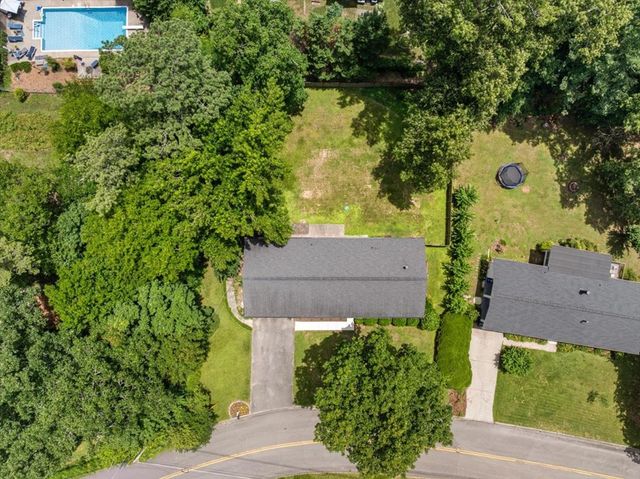 1303 Sherwood Drive, Dalton, GA 30720