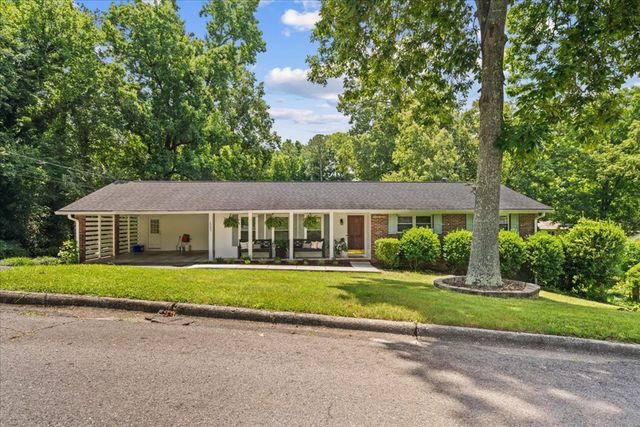 1303 Sherwood Drive, Dalton, GA 30720