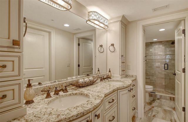 5740 MIDNIGHT PASS ROAD 307, Sarasota, FL 34242