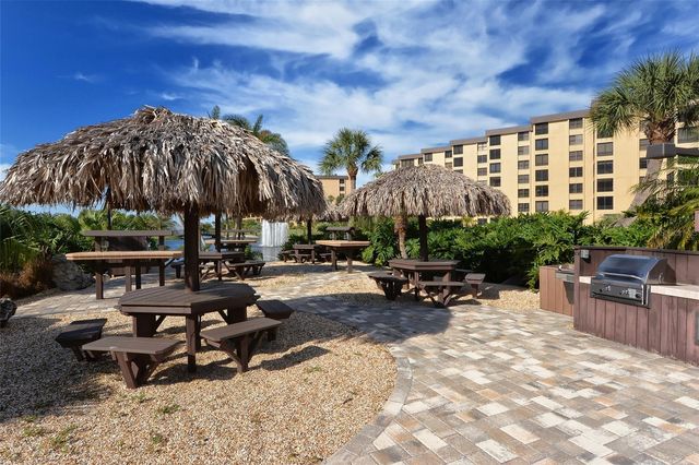 5740 MIDNIGHT PASS ROAD 307, Sarasota, FL 34242