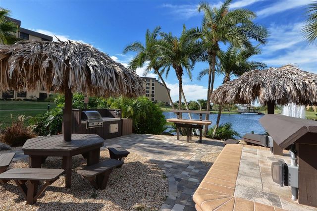 5740 MIDNIGHT PASS ROAD 307, Sarasota, FL 34242