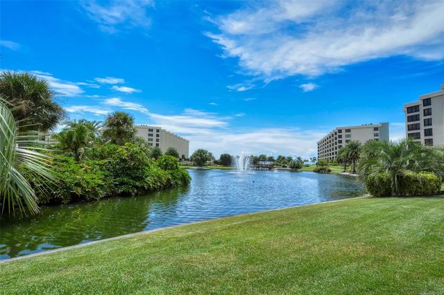 5740 MIDNIGHT PASS ROAD 307, Sarasota, FL 34242