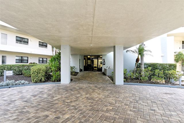 5740 MIDNIGHT PASS ROAD 307, Sarasota, FL 34242
