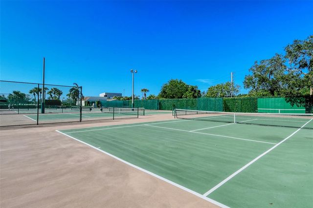 5740 MIDNIGHT PASS ROAD 307, Sarasota, FL 34242