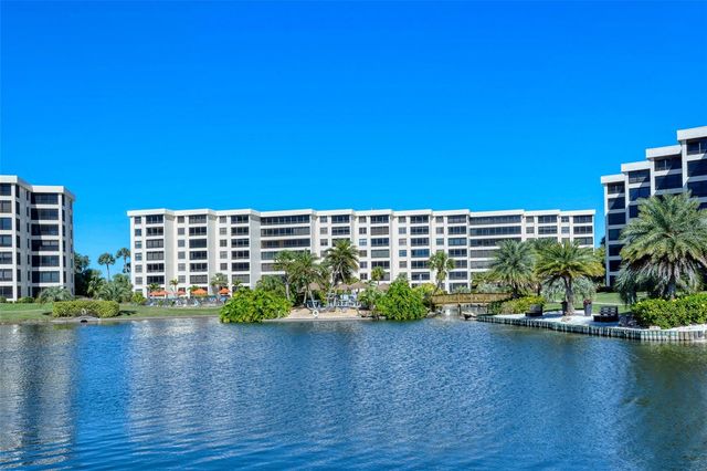 5740 MIDNIGHT PASS ROAD 307, Sarasota, FL 34242