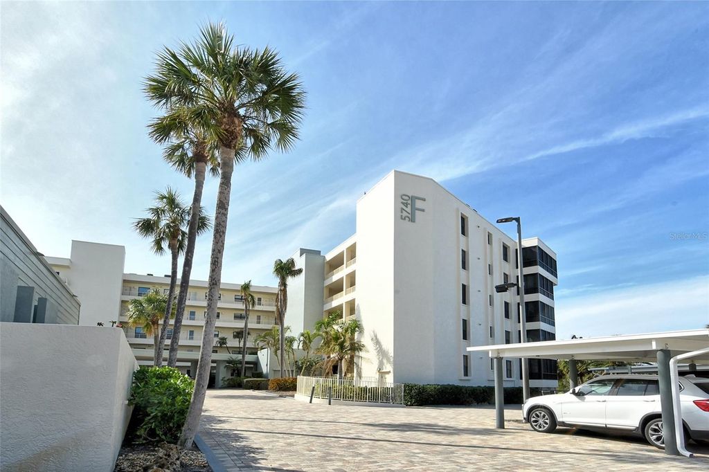 5740 MIDNIGHT PASS ROAD 307, Sarasota, FL 34242