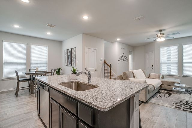 440 Milverton Drive, Fort Worth, TX 76036