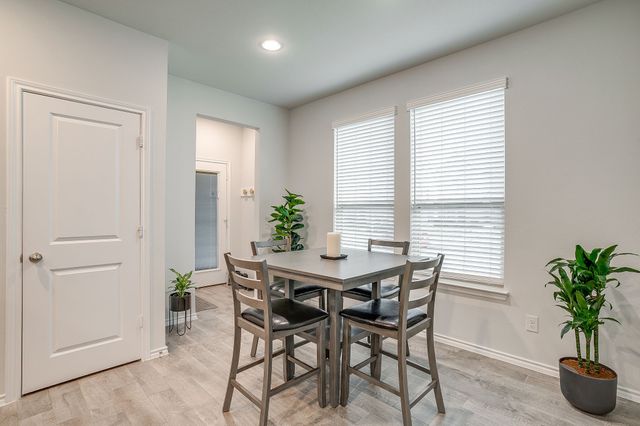 440 Milverton Drive, Fort Worth, TX 76036