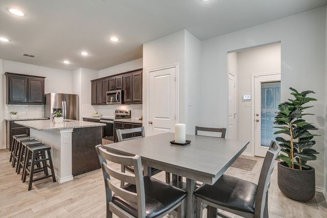 440 Milverton Drive, Fort Worth, TX 76036