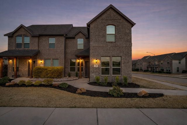 440 Milverton Drive, Fort Worth, TX 76036