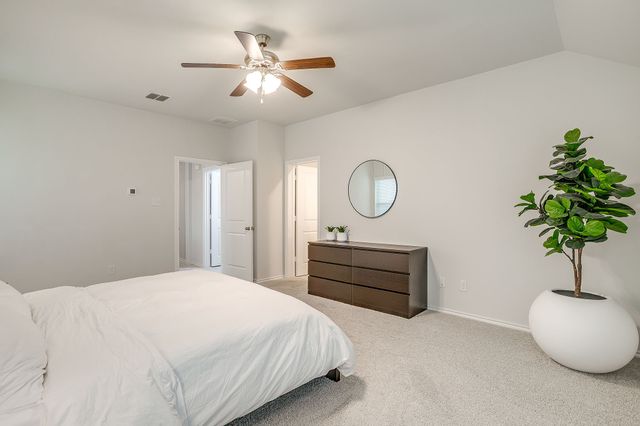 440 Milverton Drive, Fort Worth, TX 76036