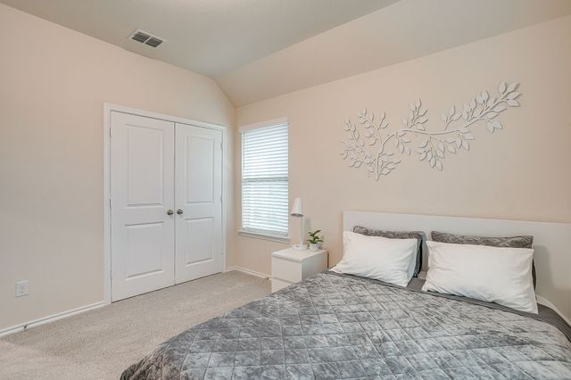 440 Milverton Drive, Fort Worth, TX 76036