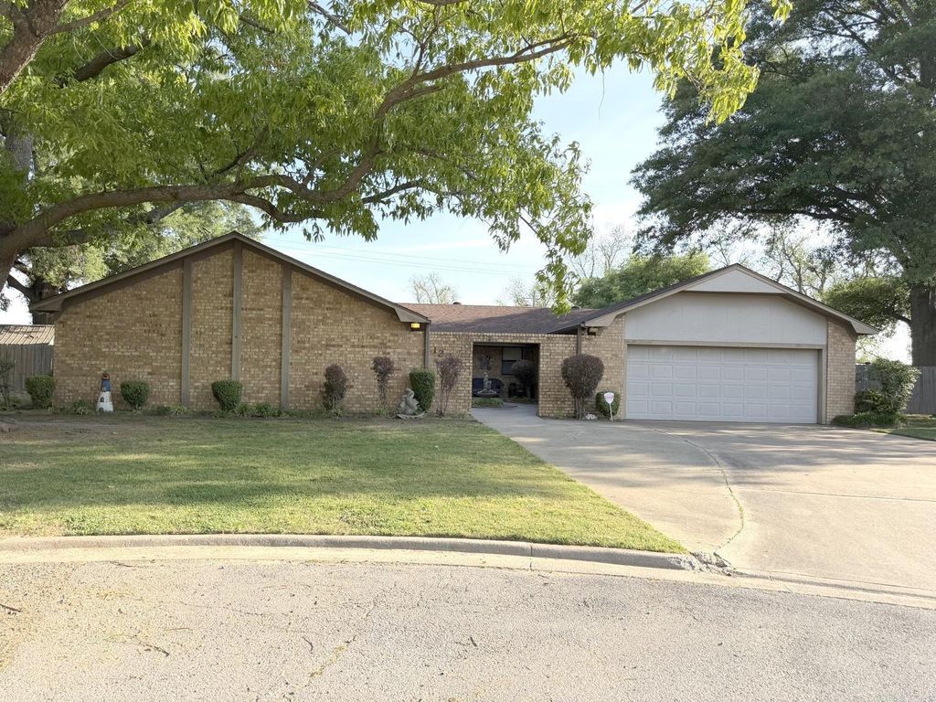 120 Patrick, Dumas, AR 71639