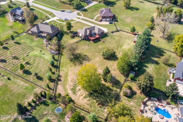 4601 Sunny Hill Dr Dr, Crestwood, KY 40014