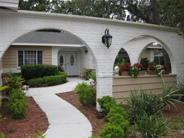 7026 LENAPE CIRCLE, New Port Richey, FL 34653