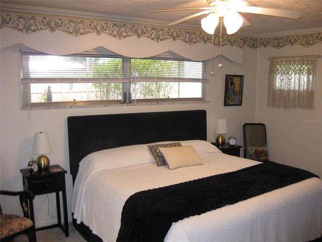 7026 LENAPE CIRCLE, New Port Richey, FL 34653