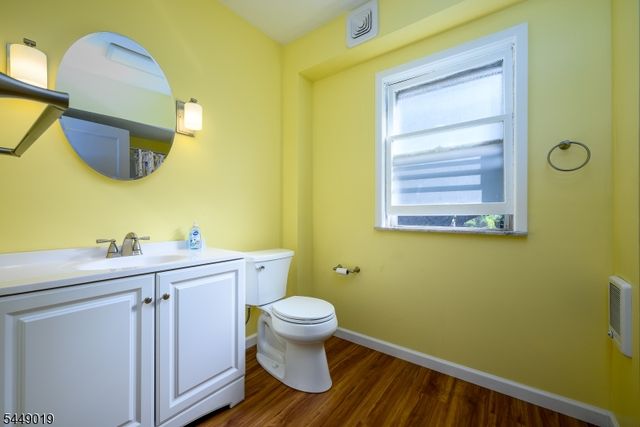 52 Orchard Rd, Maplewood Twp., NJ 07040
