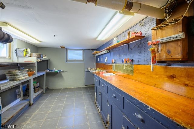 52 Orchard Rd, Maplewood Twp., NJ 07040