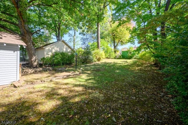 52 Orchard Rd, Maplewood Twp., NJ 07040