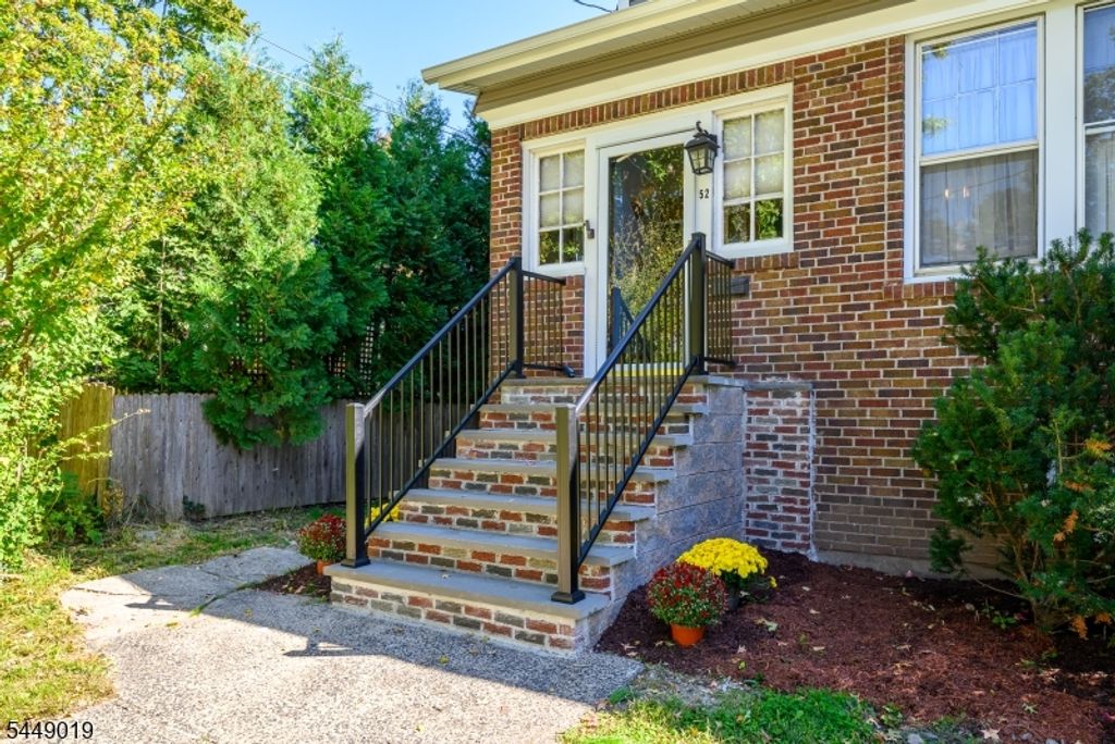 52 Orchard Rd, Maplewood Twp., NJ 07040 — photo 2